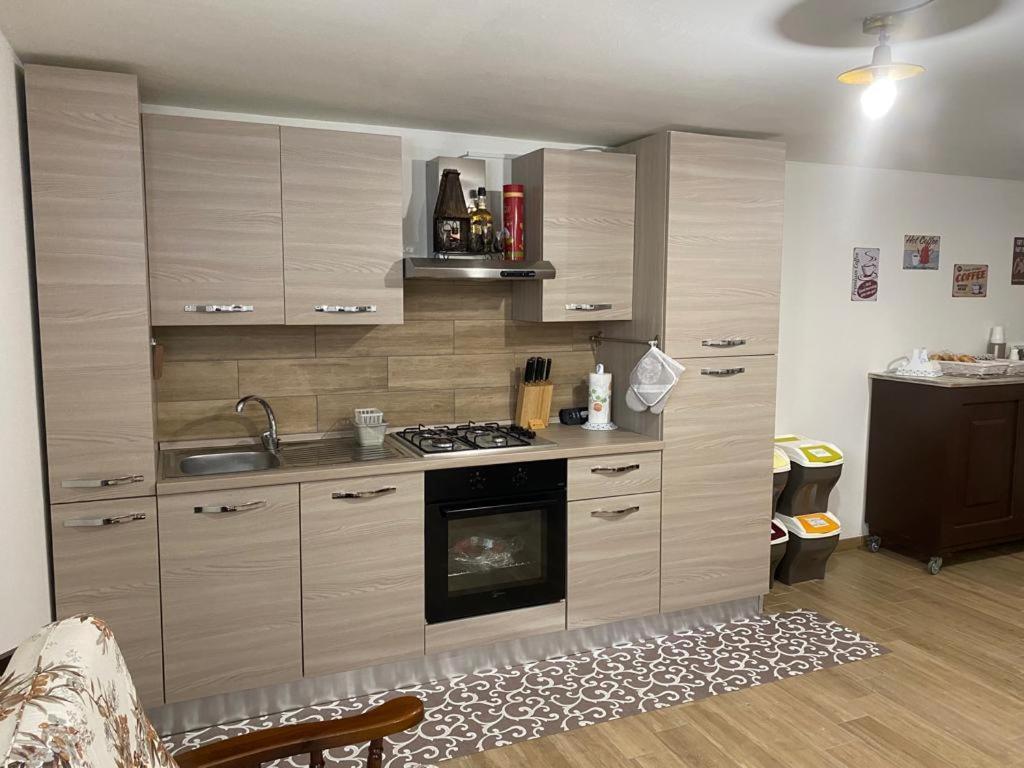 La Casa Del Borgo-Intero Appartamento 拉蒂纳 外观 照片