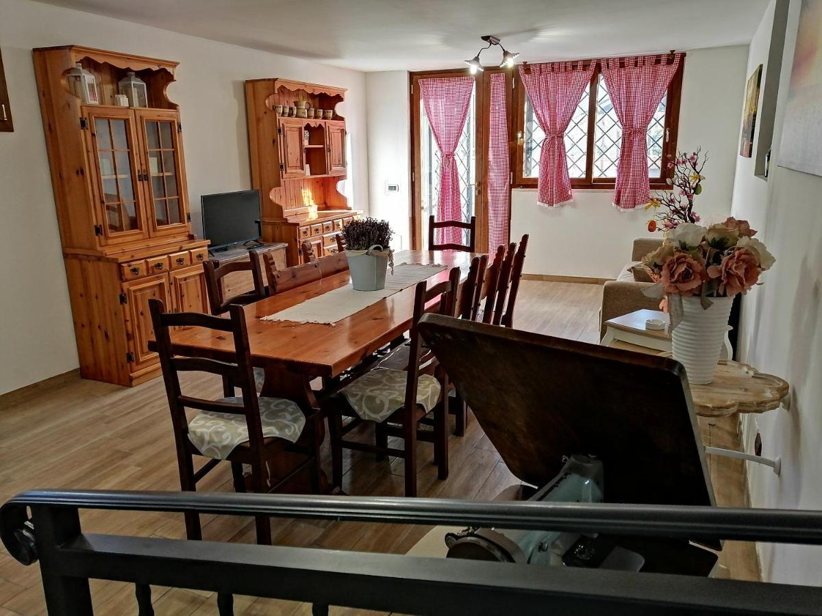 La Casa Del Borgo-Intero Appartamento 拉蒂纳 外观 照片