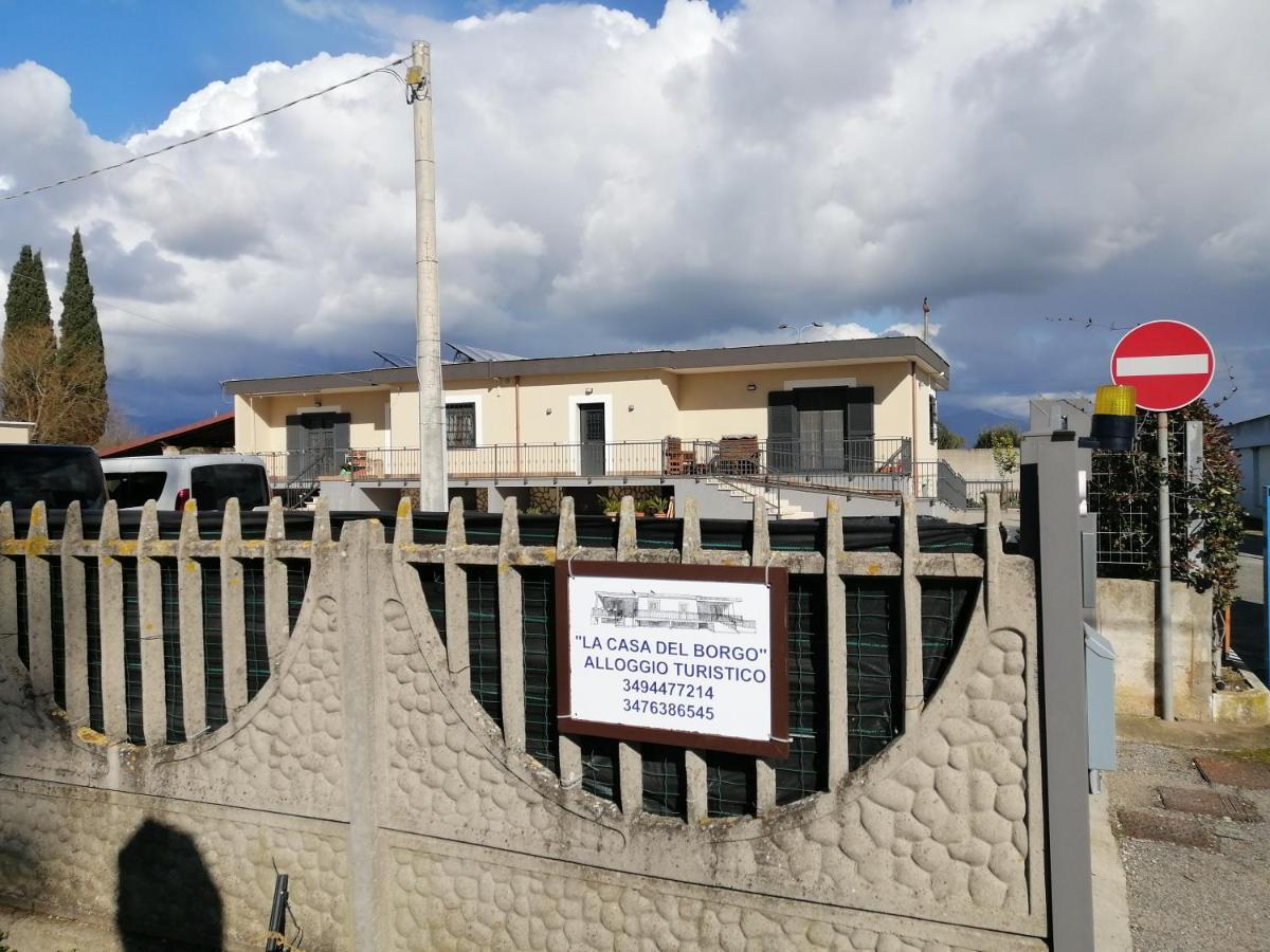 La Casa Del Borgo-Intero Appartamento 拉蒂纳 外观 照片